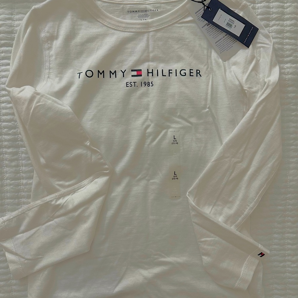NWT Tommy Hilfiger L/G Sensory-Friendly